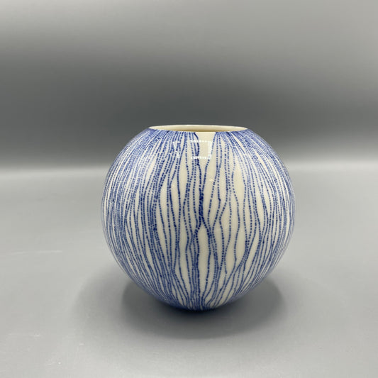 Tamsin Arrowsmith-Brown - Large 'Line' Vessel
