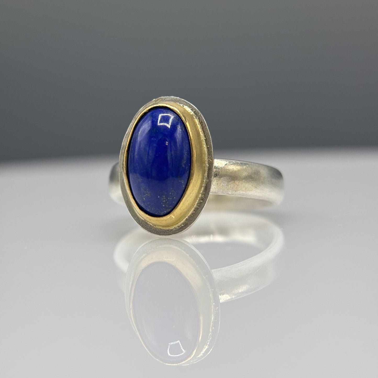 Anthony Feiler – Ring: Lapis Lazuli with 18ct Gold Bezel on Brushed Silver Band