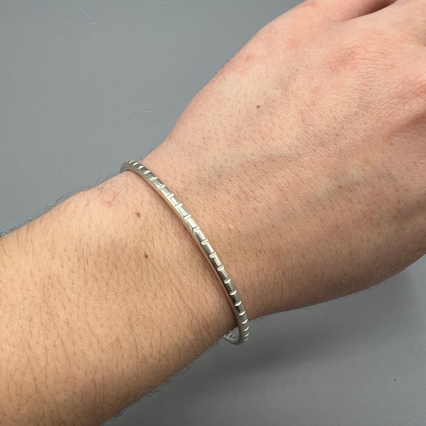 Iona Hall - Notches Bangle (Small)