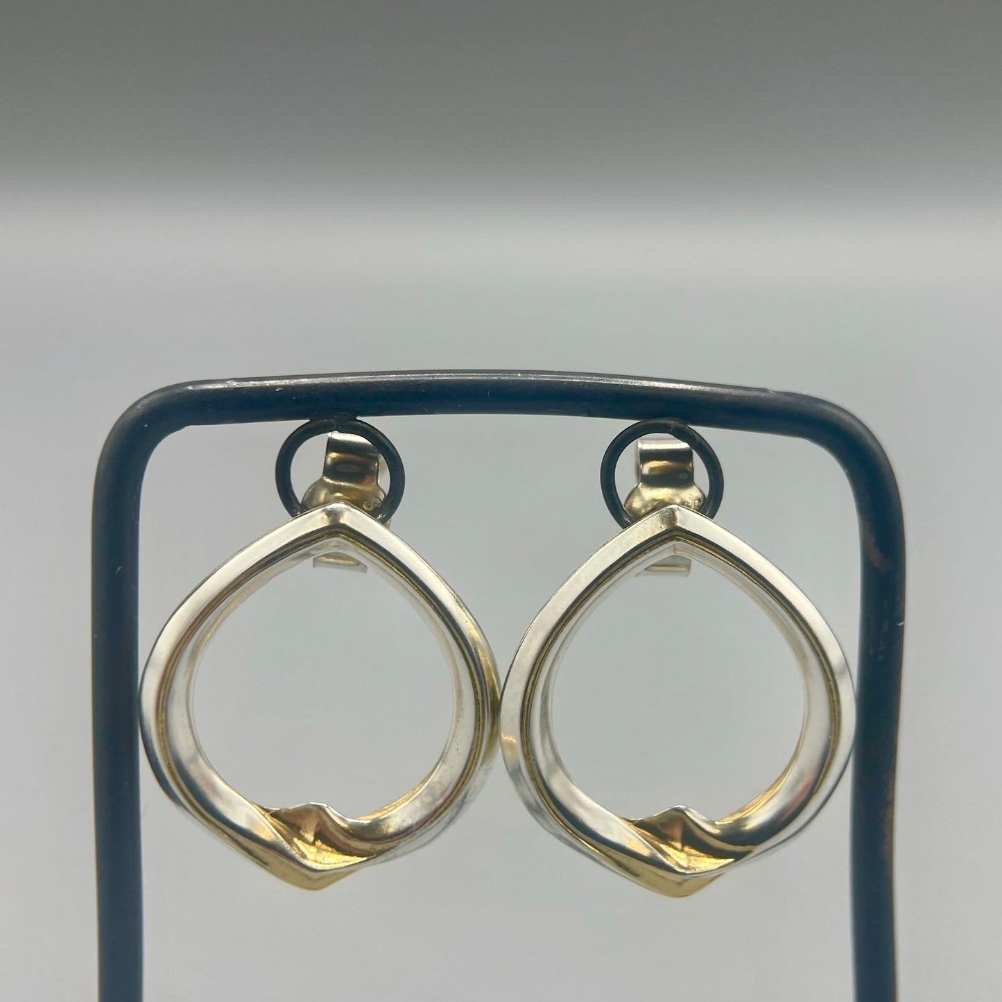 Alice Gow - Twist Flare Stud Earrings