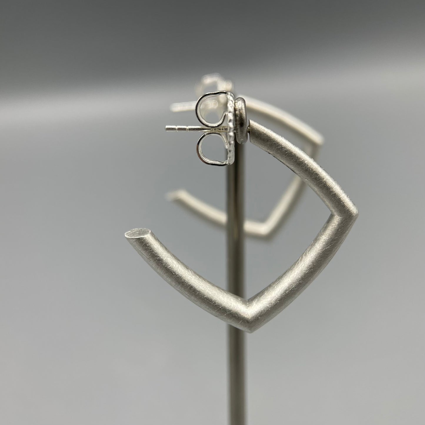 Sheng Zhang - 'Curved Curves' Rhombus Hoop Earrings