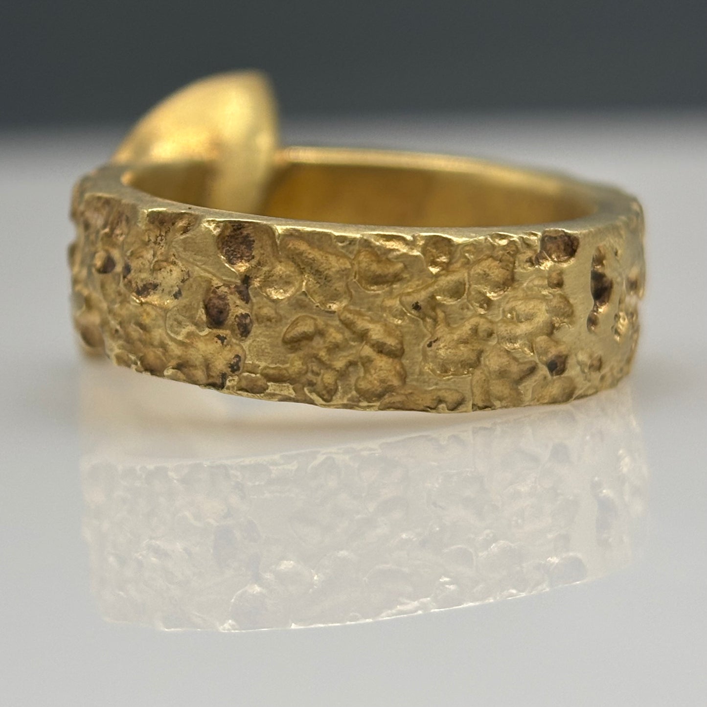 Susi Hines – 18ct Gold Plated Etched Silver Ring with Marquis Garnet