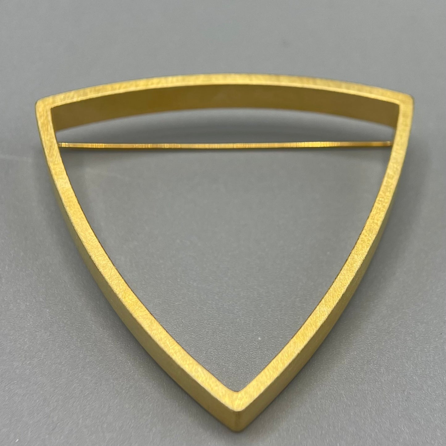 Sheng Zhang - 'Curved Curves' Triangle Brooch