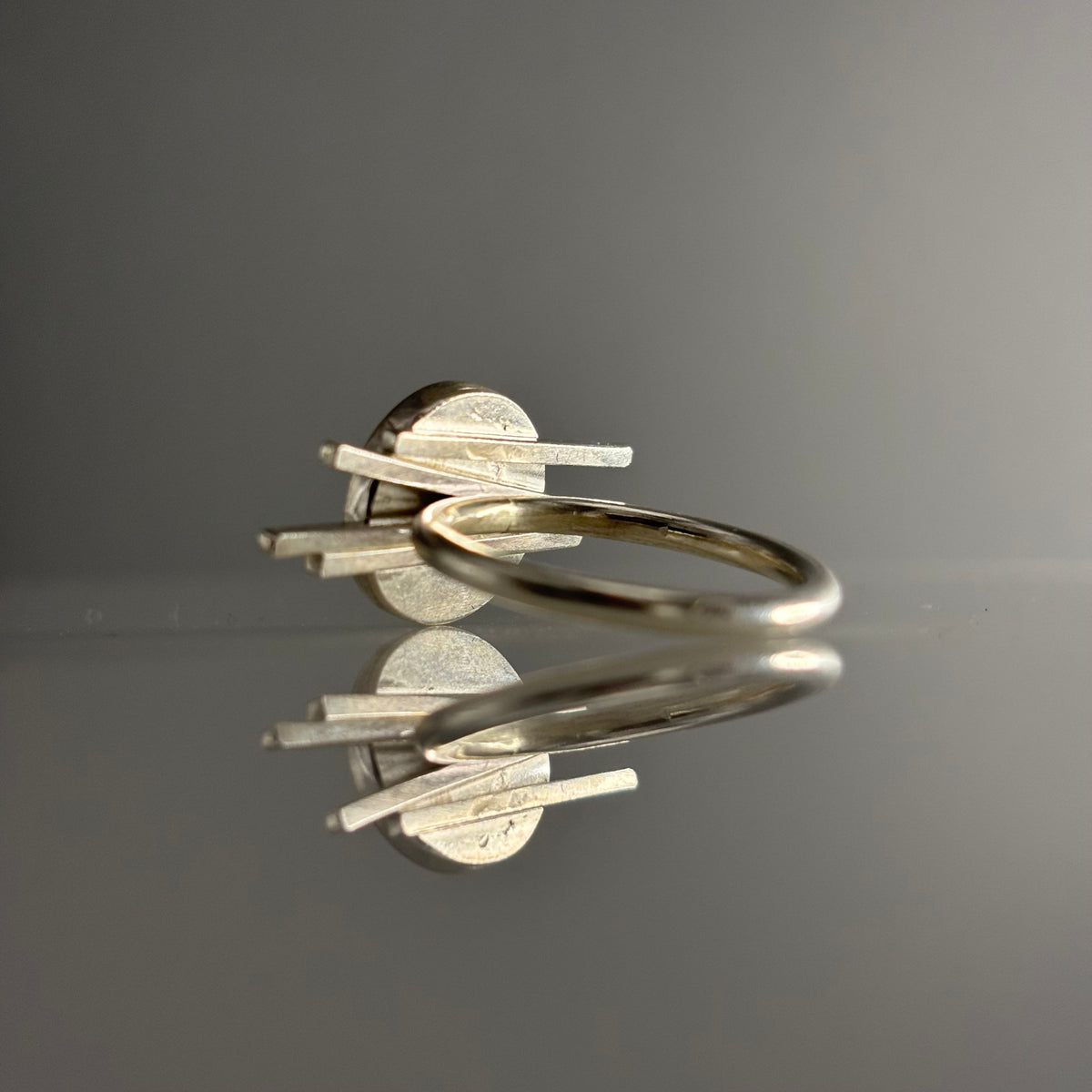 Judit Patkos – Grey Splash! Ring
