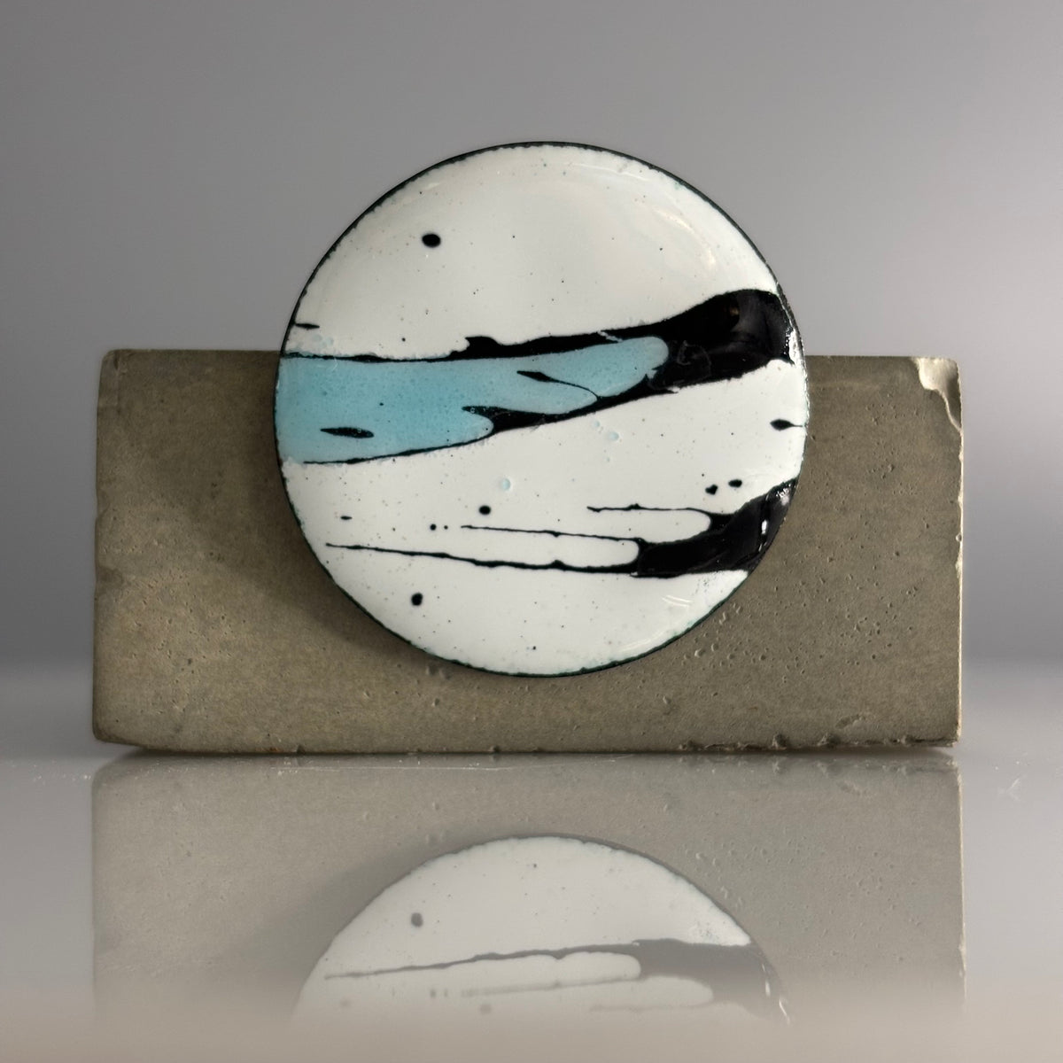 Judit Patkos – Small Blue Splash! Copper Enamel Circle Brooch