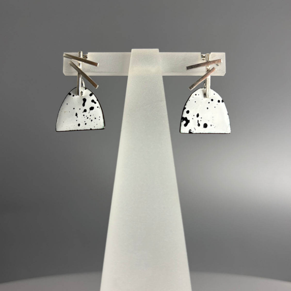 Judit Patkos – U shape Splatter Earrings with Silver Component