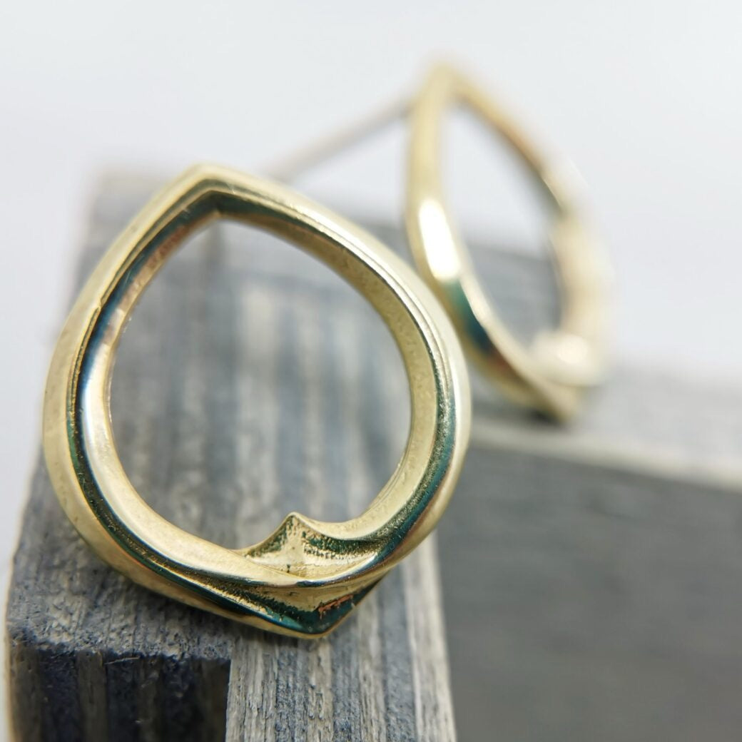 Alice Gow - Twist Flare Stud Earrings
